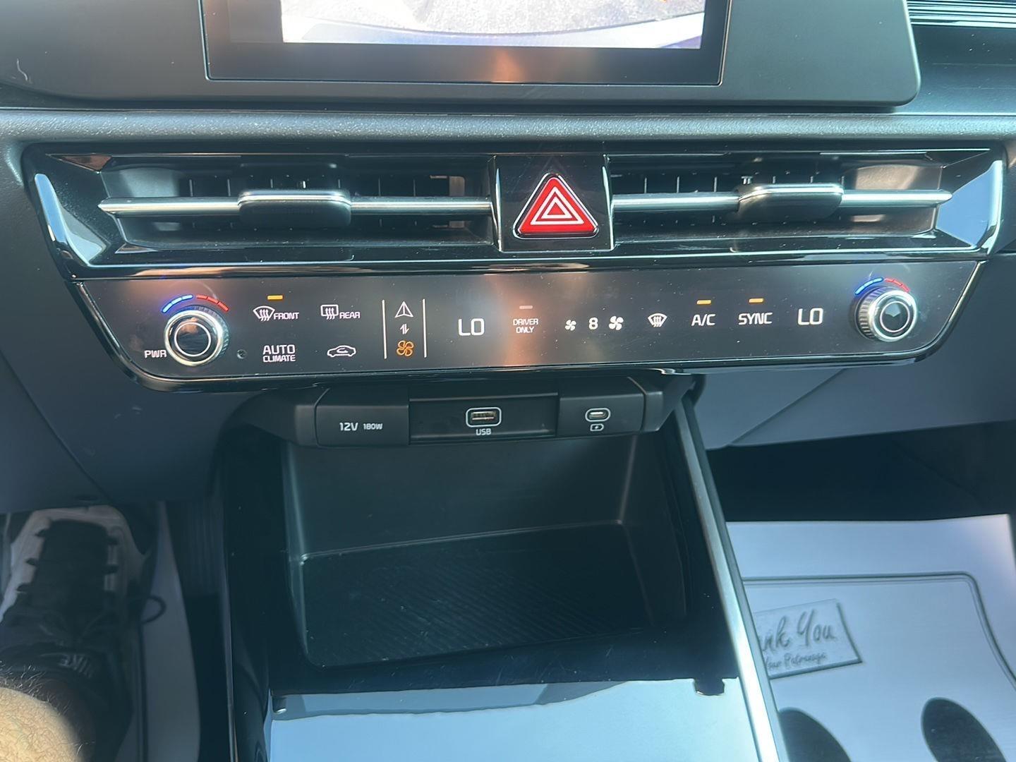 Kia Niro LX 2025