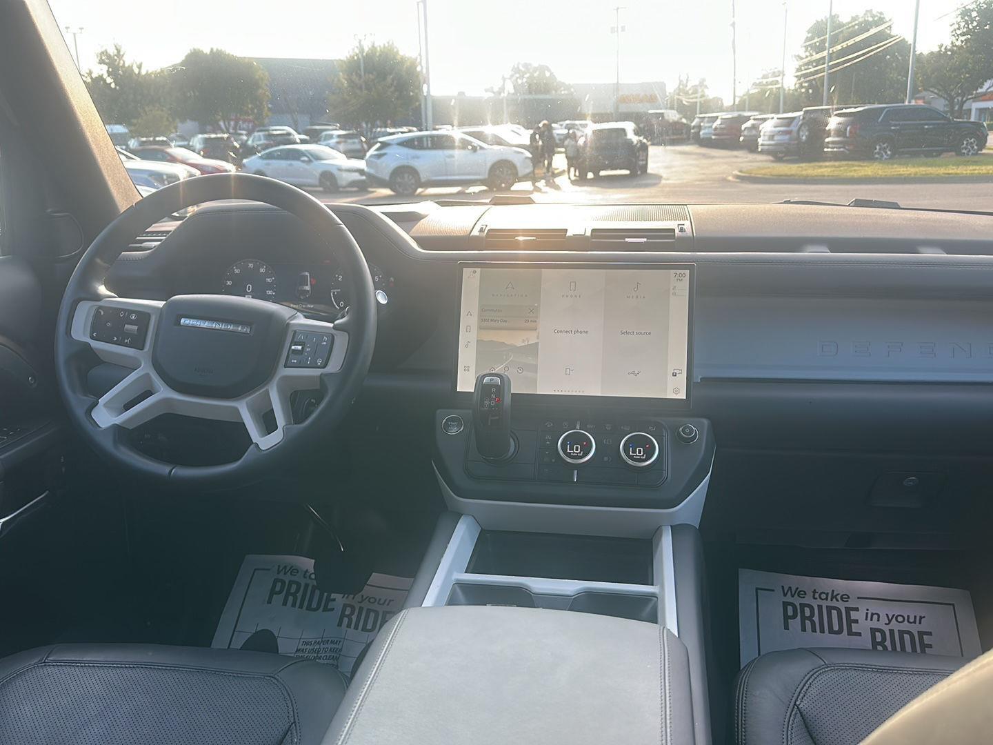 Land Rover Defender 130 X-Dynamic SE 2026