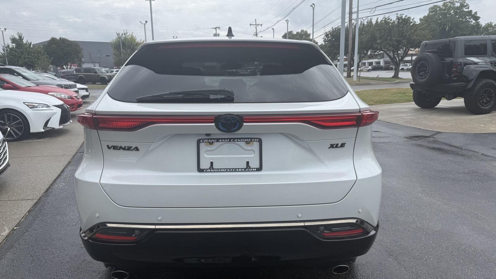 Toyota Venza LE 2024