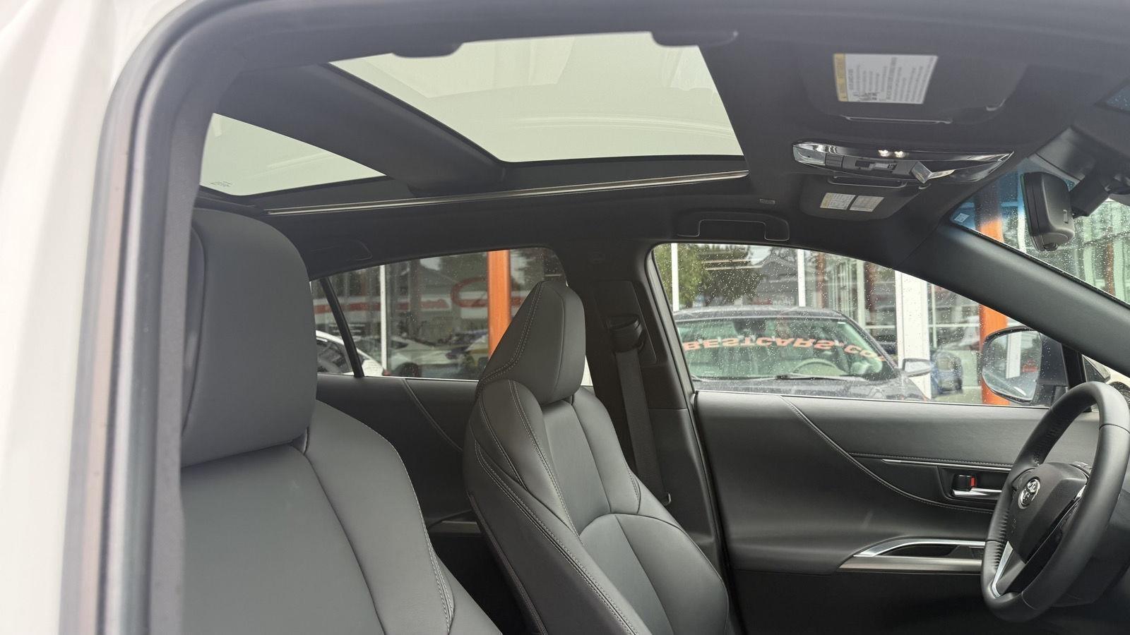 Toyota Venza LE 2024