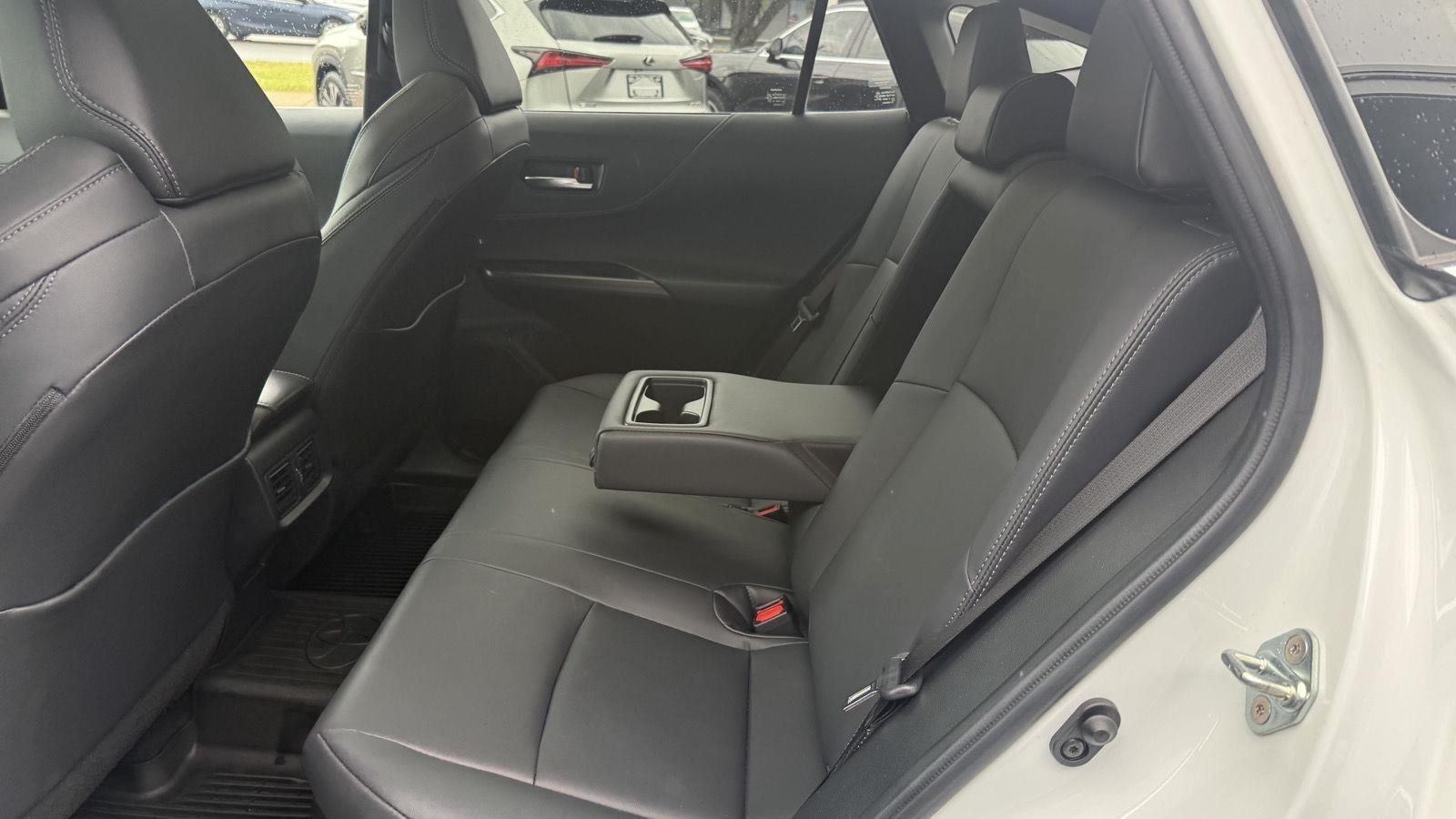 Toyota Venza LE 2024