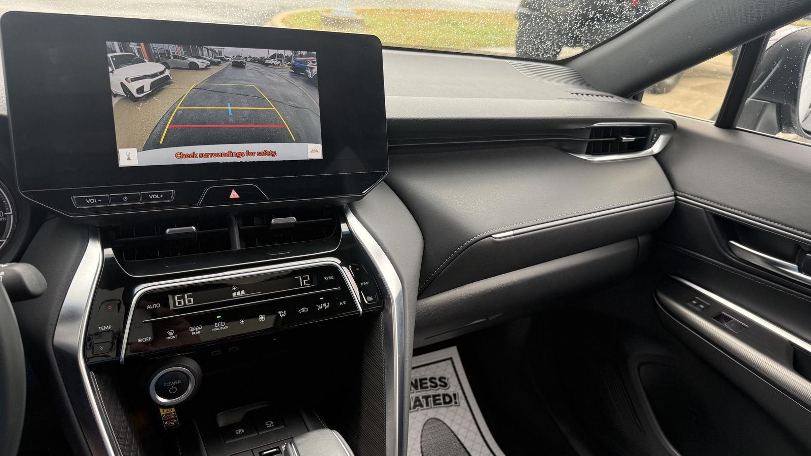 Toyota Venza LE 2024