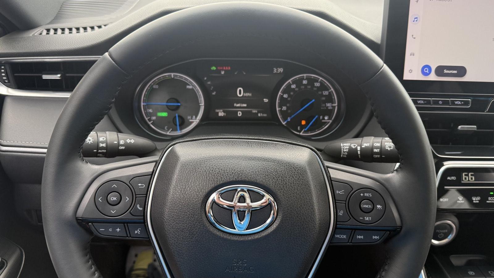 Toyota Venza LE 2024