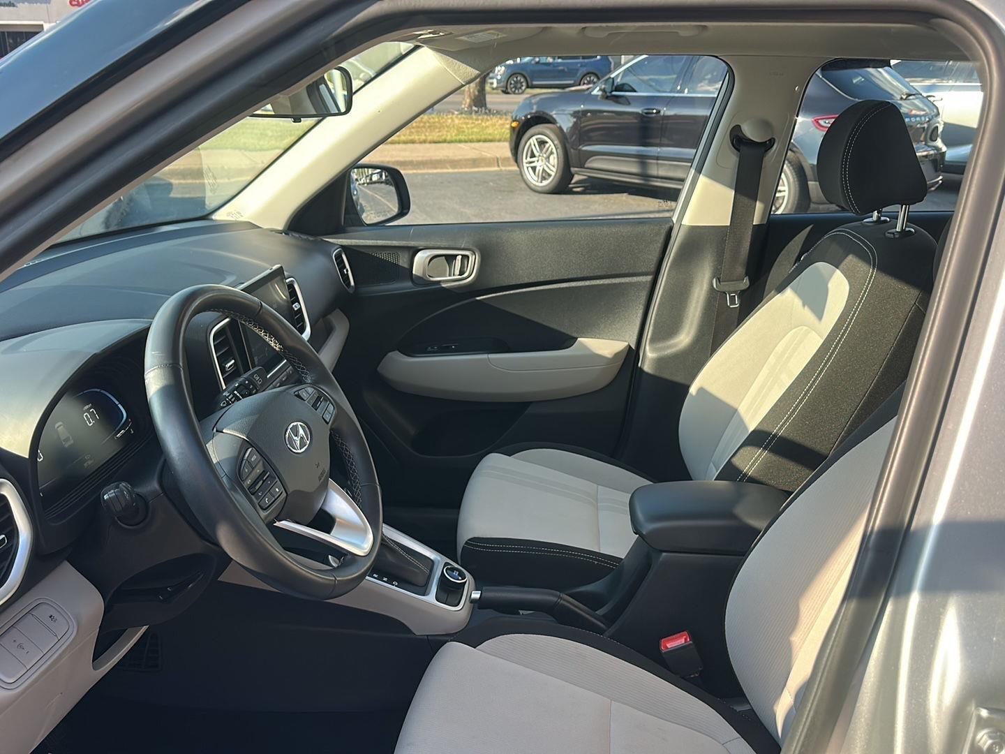 Hyundai Venue SEL 2025
