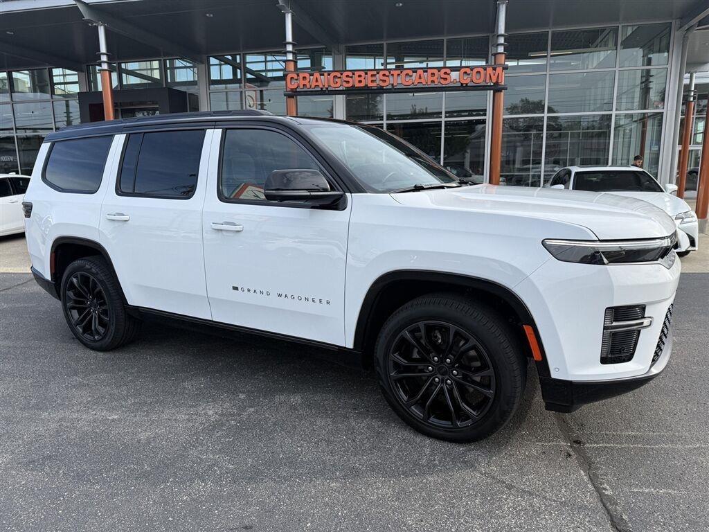 Jeep Grand Wagoneer Base 2026
