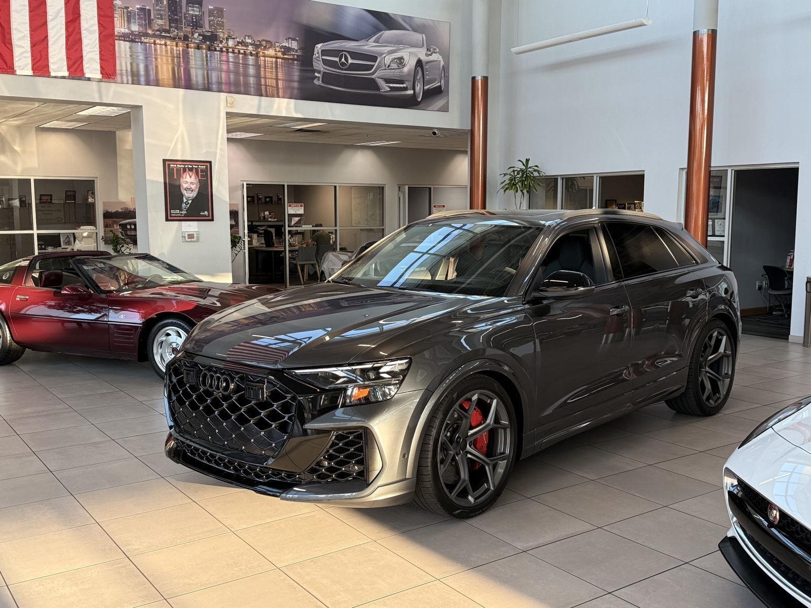 2026 Audi RS Q8 4.0 quattro