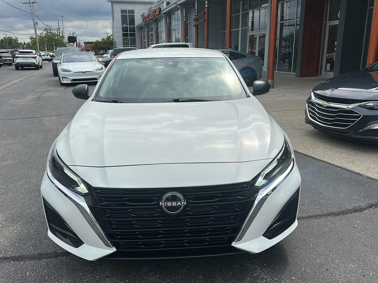 Nissan Altima 2.5 SV 2025