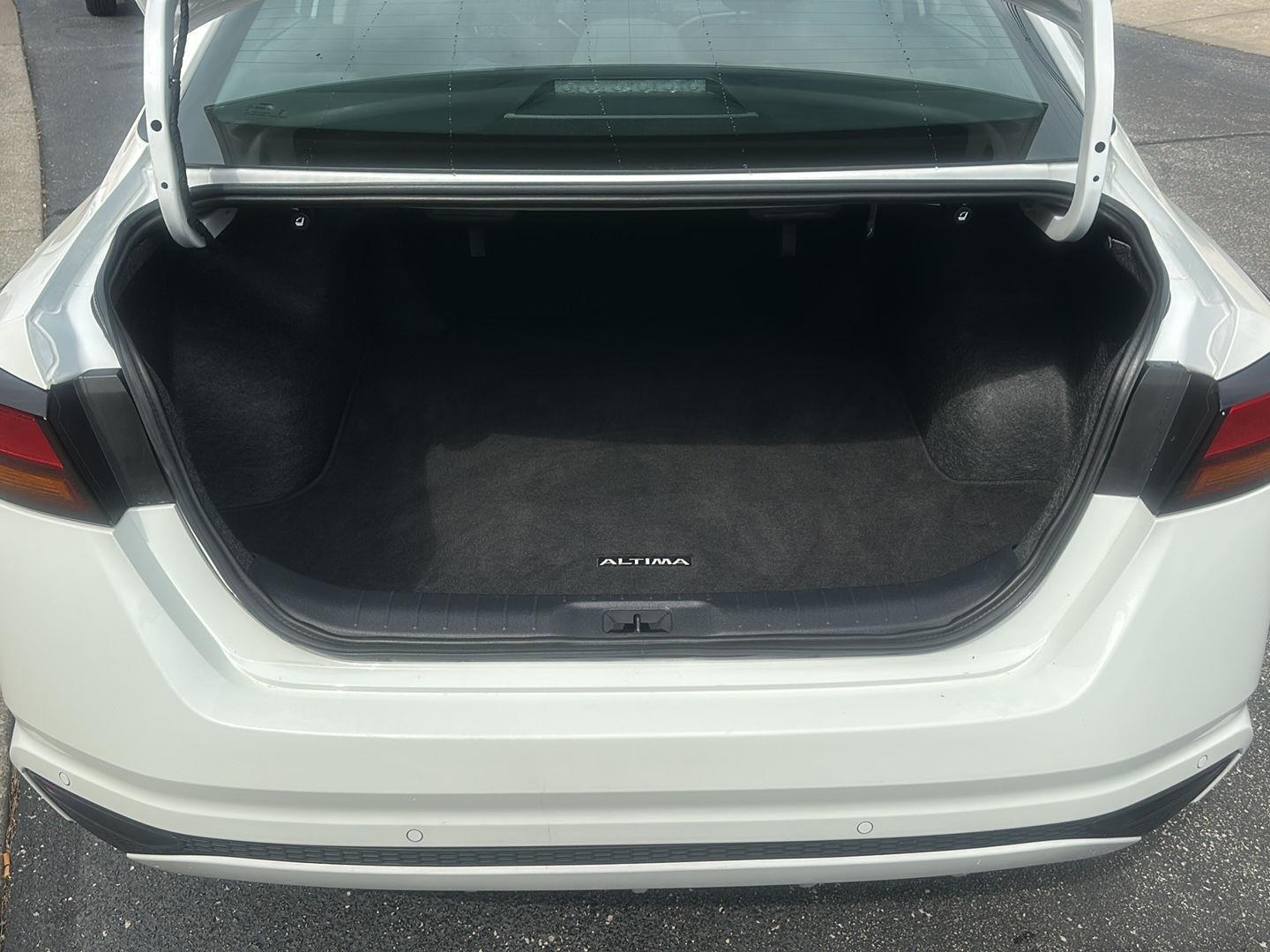 Nissan Altima 2.5 SV 2025