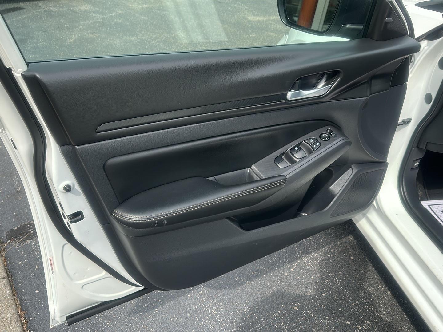 Nissan Altima 2.5 SV 2025