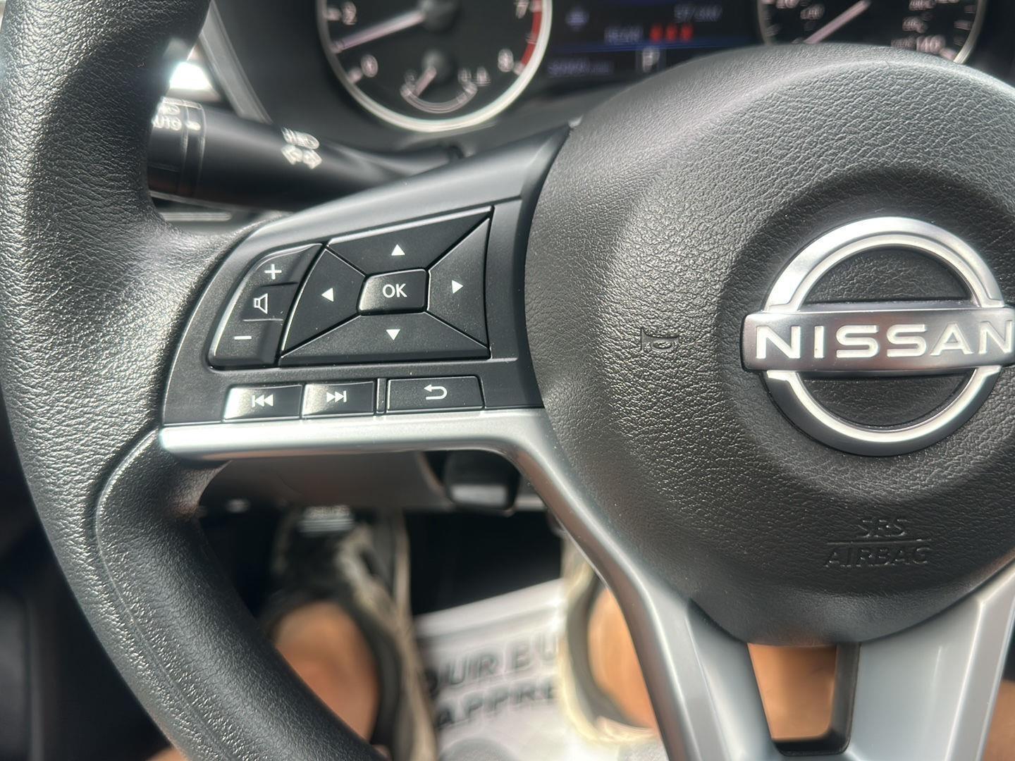 Nissan Altima 2.5 SV 2025