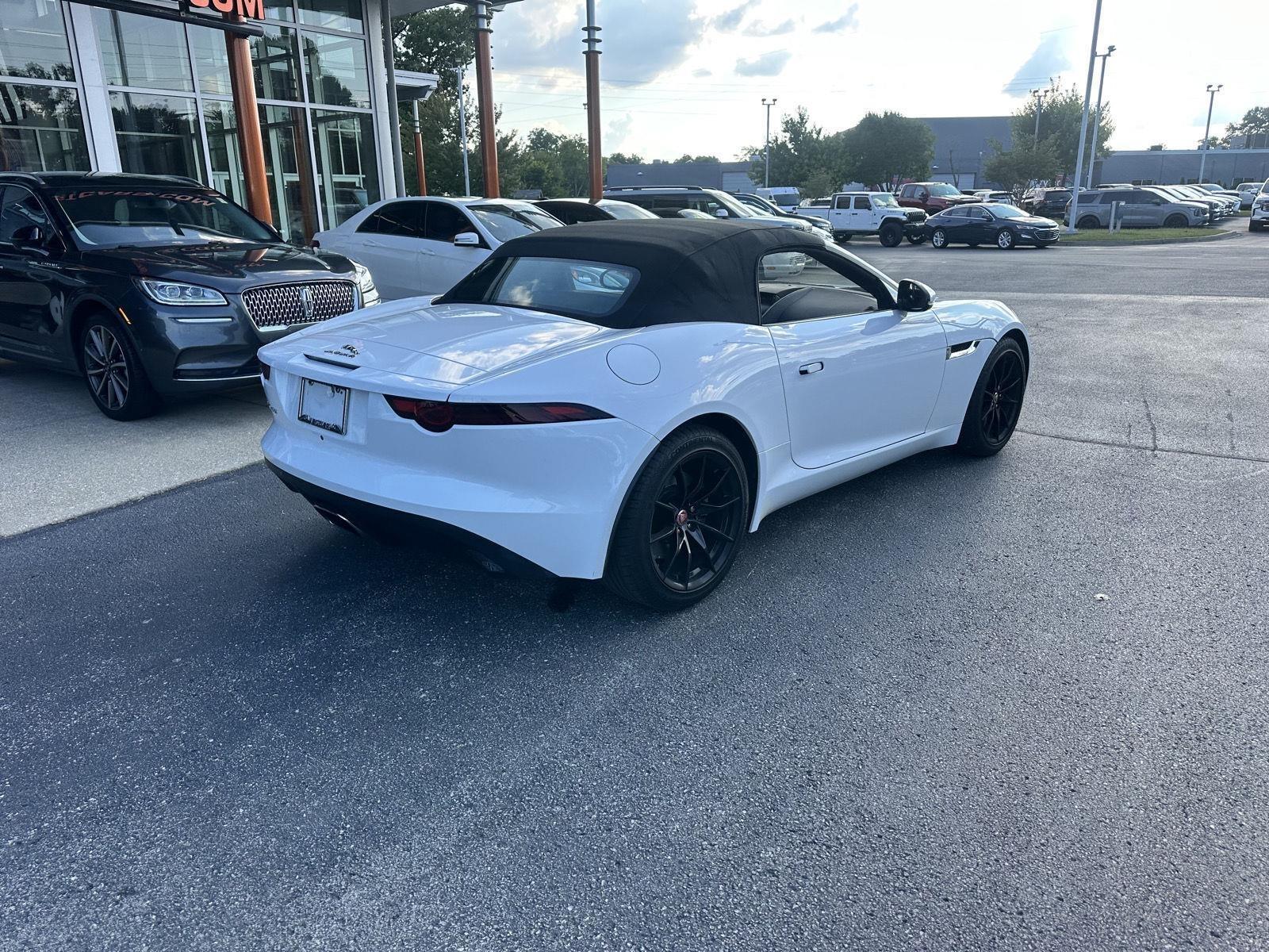 Jaguar F-Type Convertible 2.0 8A 2018