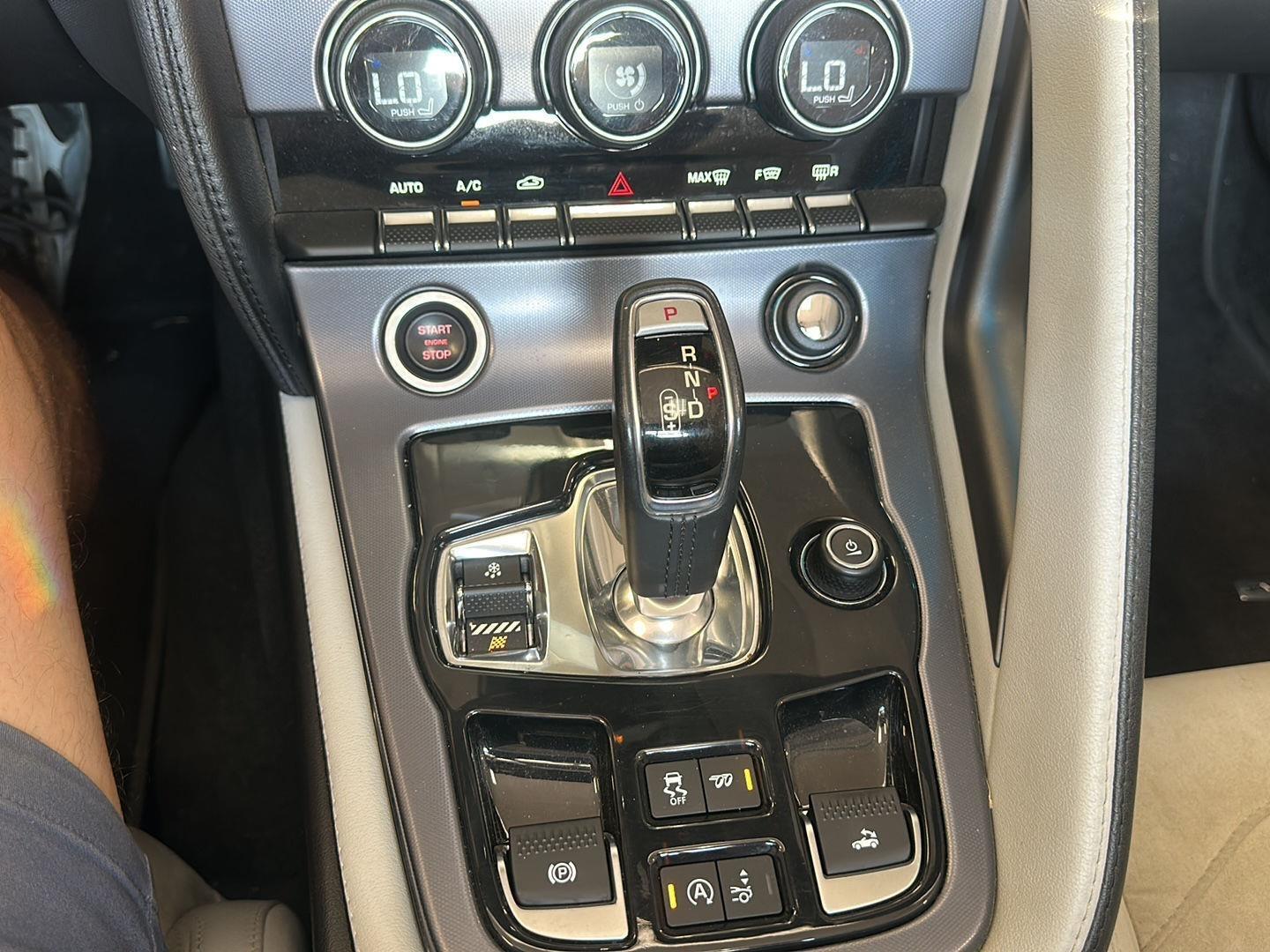Jaguar F-Type Convertible 2.0 8A 2018