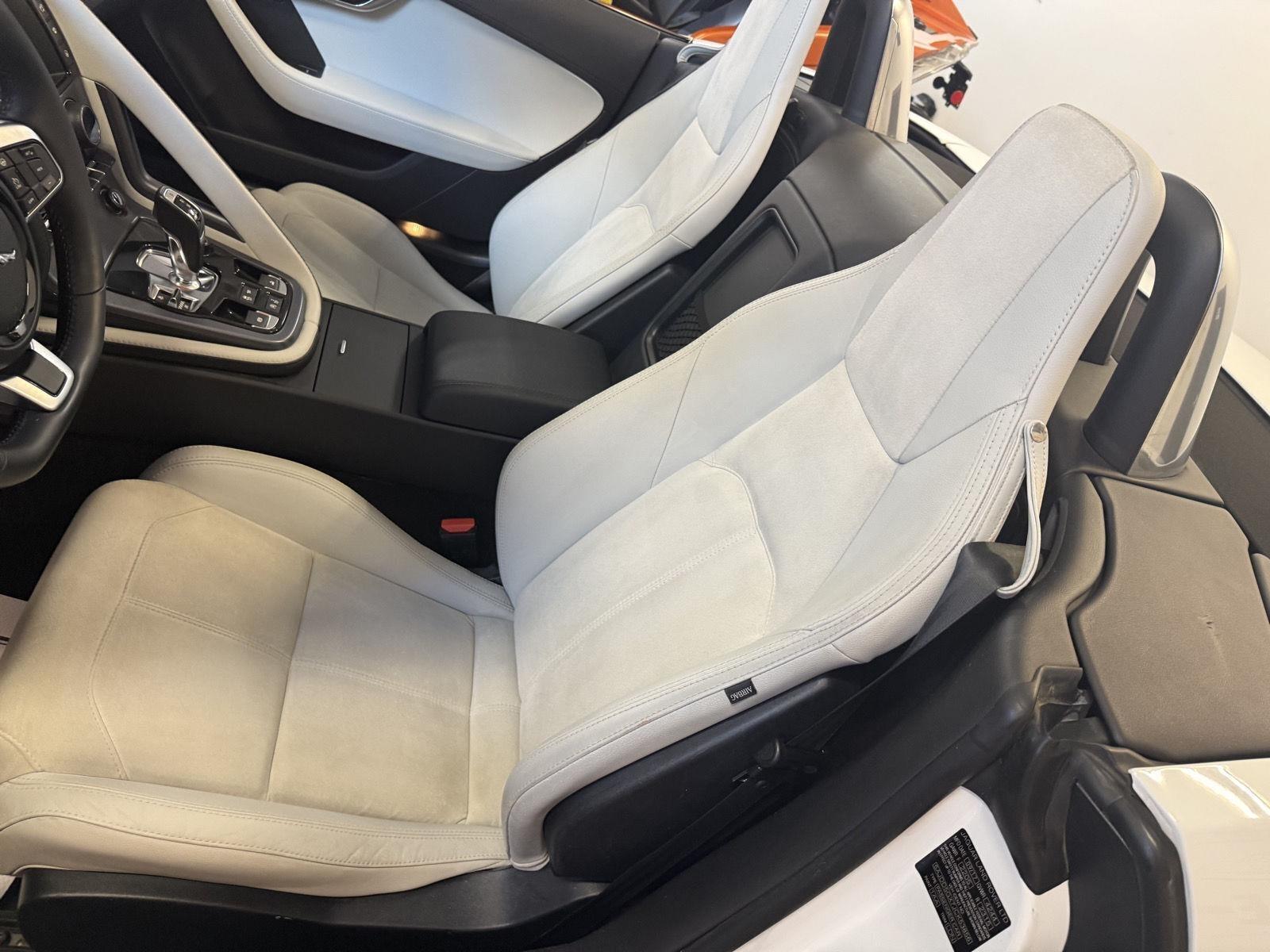 Jaguar F-Type Convertible 2.0 8A 2018