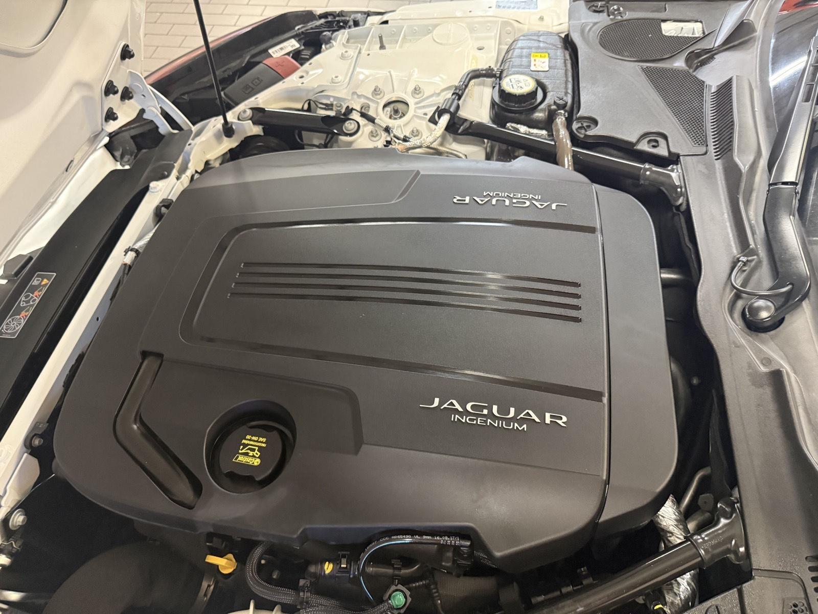Jaguar F-Type Convertible 2.0 8A 2018
