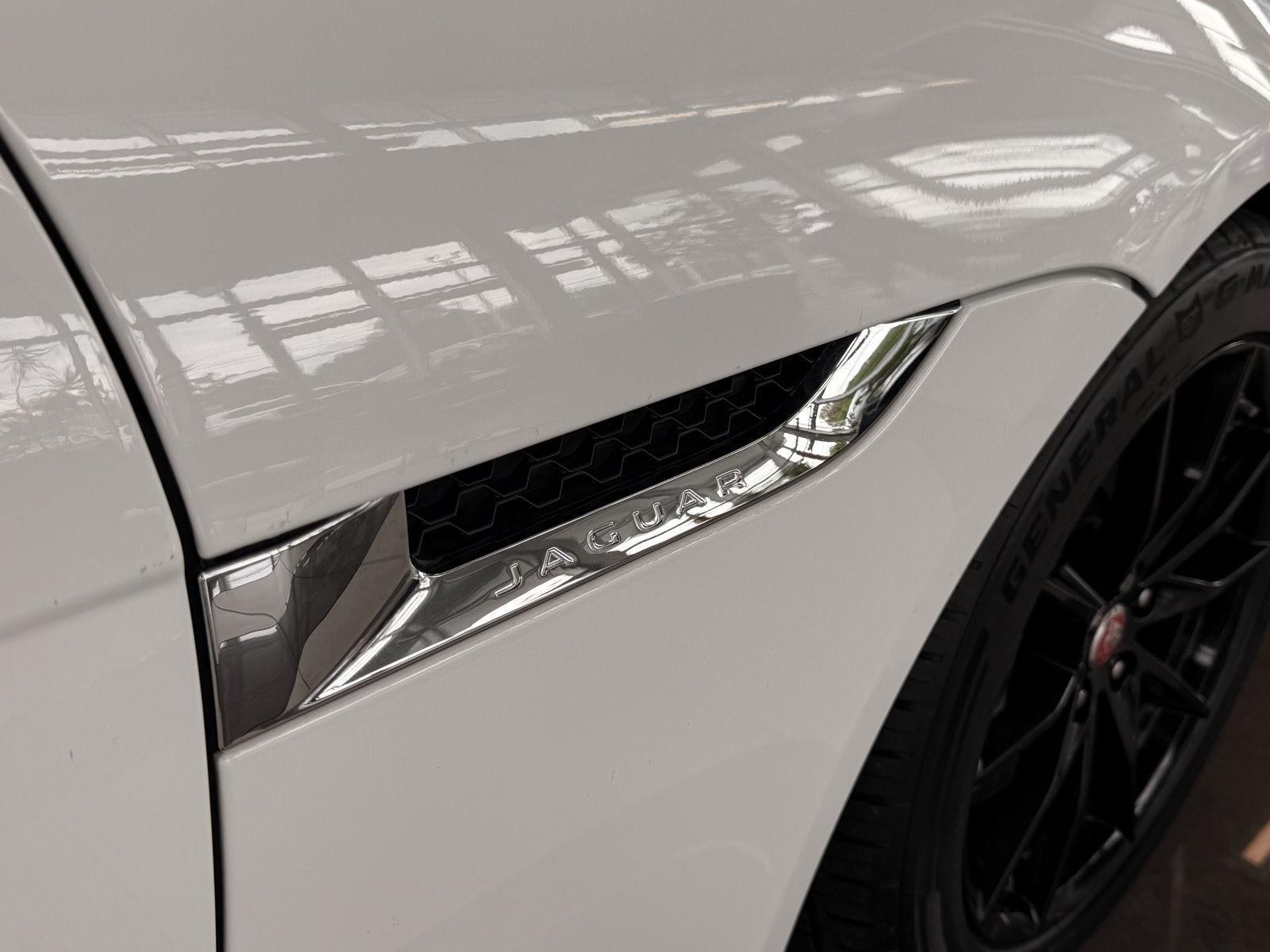 Jaguar F-Type Convertible 2.0 8A 2018