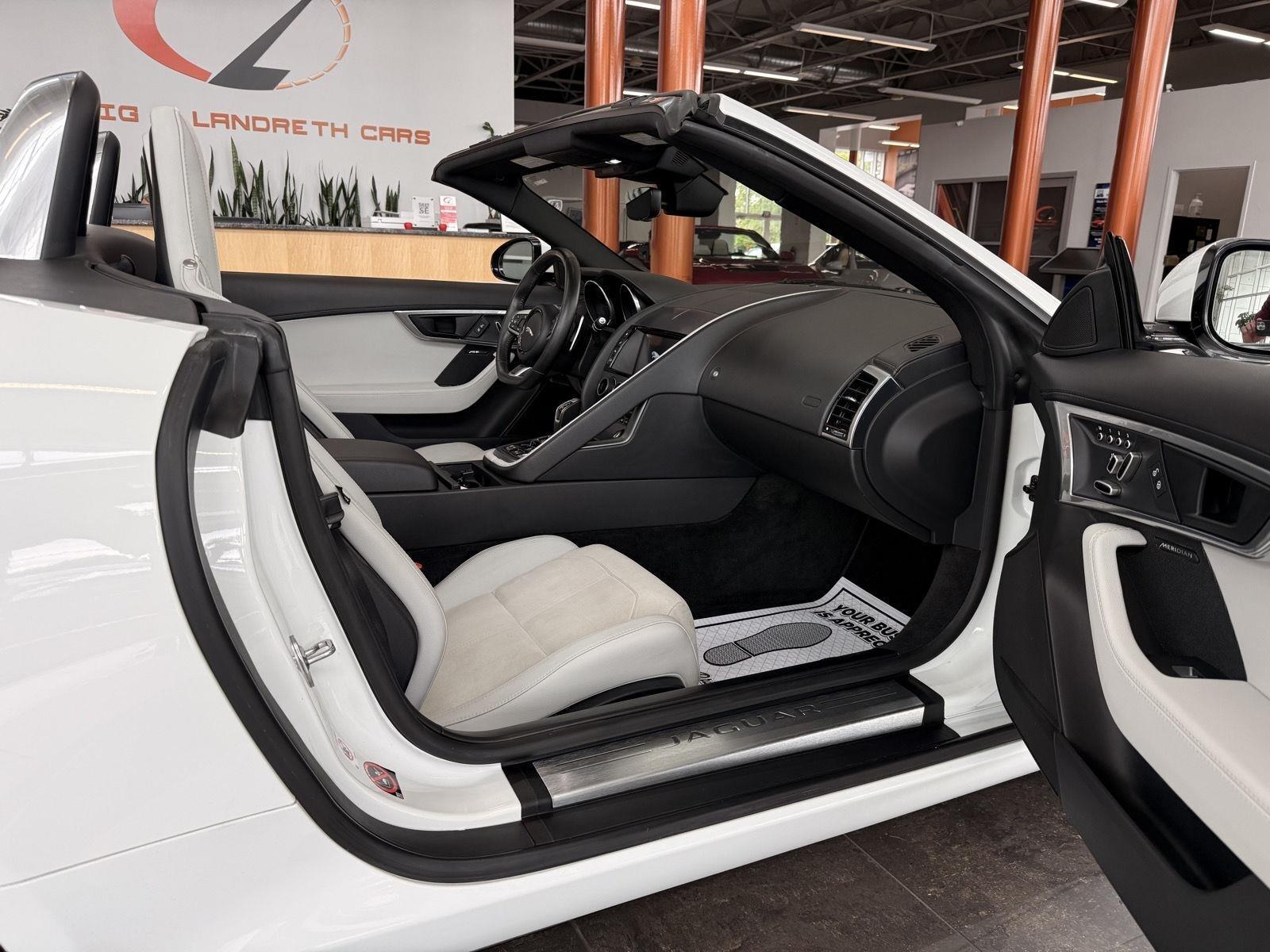 Jaguar F-Type Convertible 2.0 8A 2018