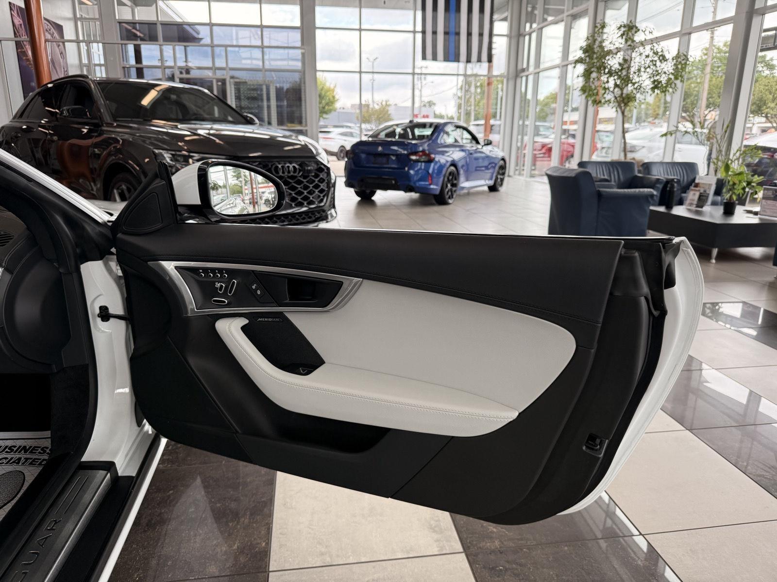 Jaguar F-Type Convertible 2.0 8A 2018
