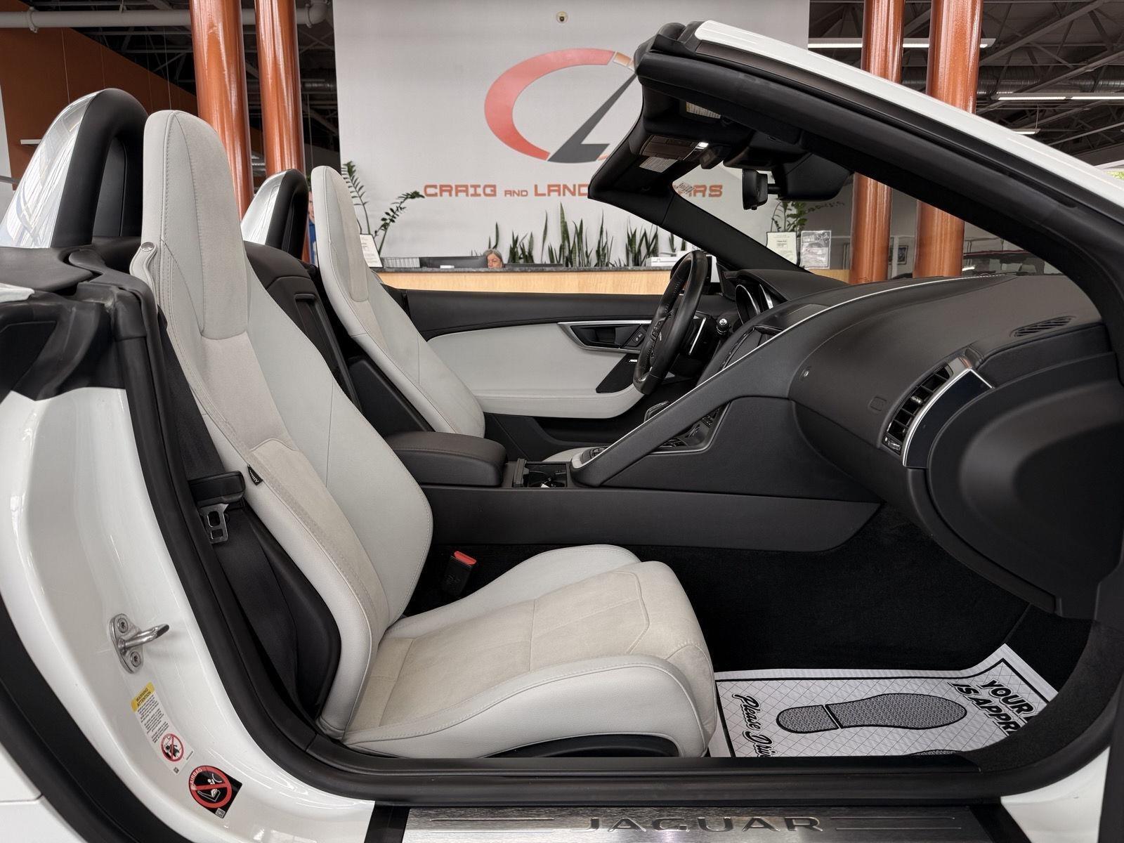 Jaguar F-Type Convertible 2.0 8A 2018