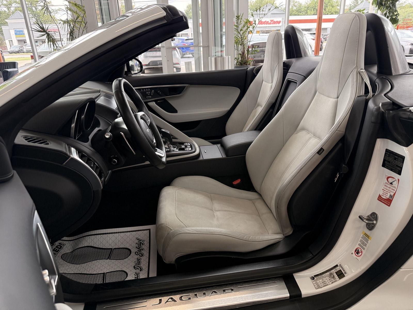 Jaguar F-Type Convertible 2.0 8A 2018
