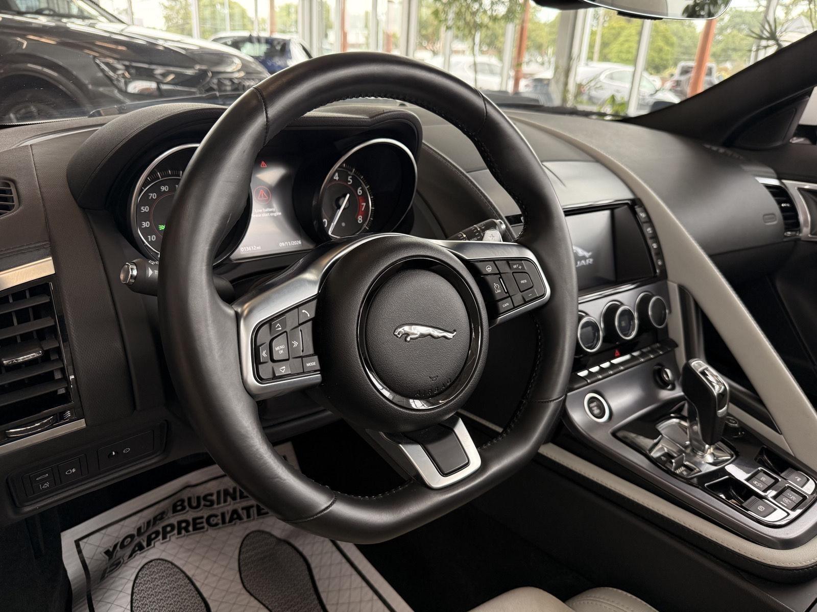 Jaguar F-Type Convertible 2.0 8A 2018