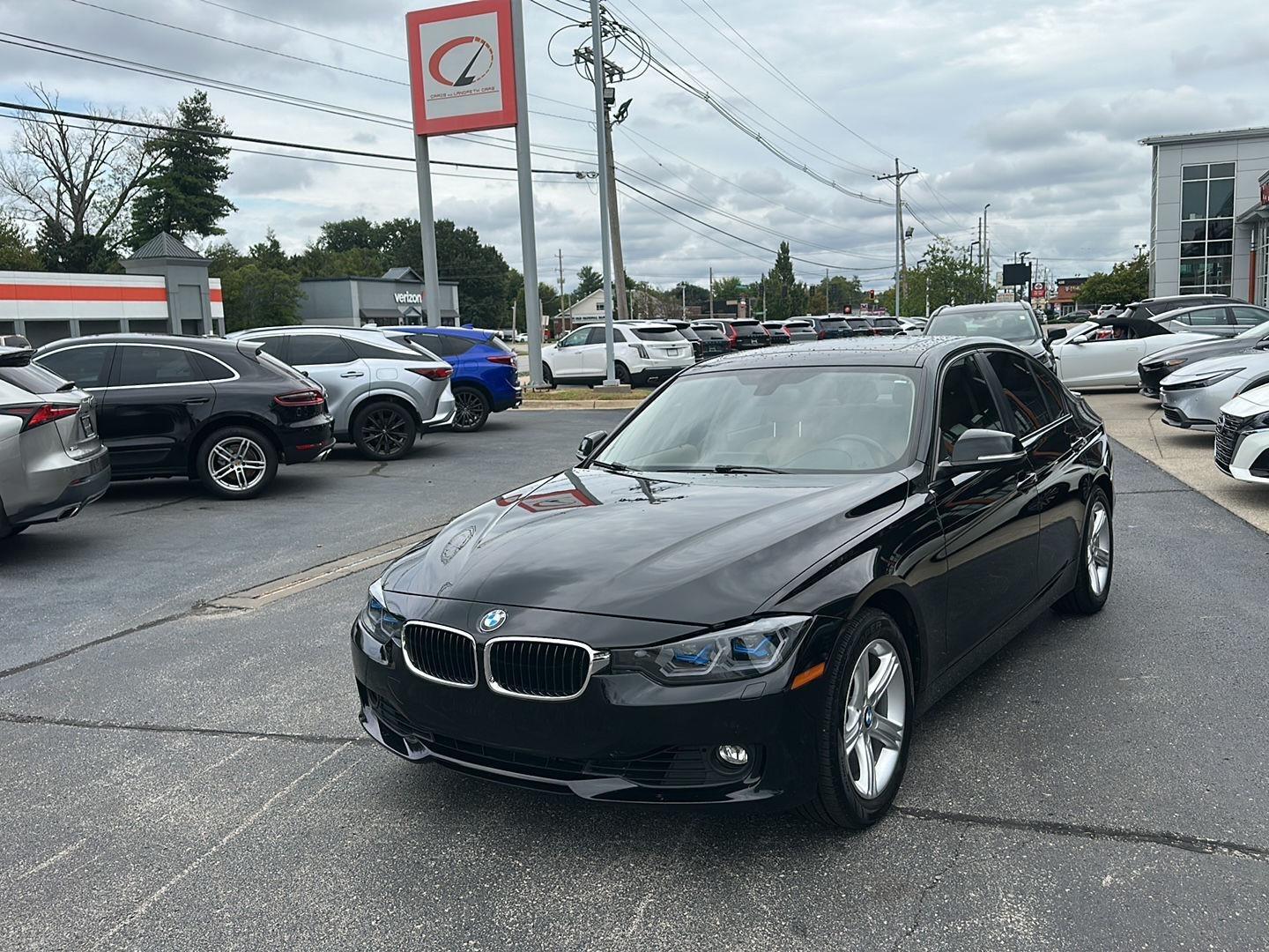 BMW 3-Series 328i xDrive Sedan 2014
