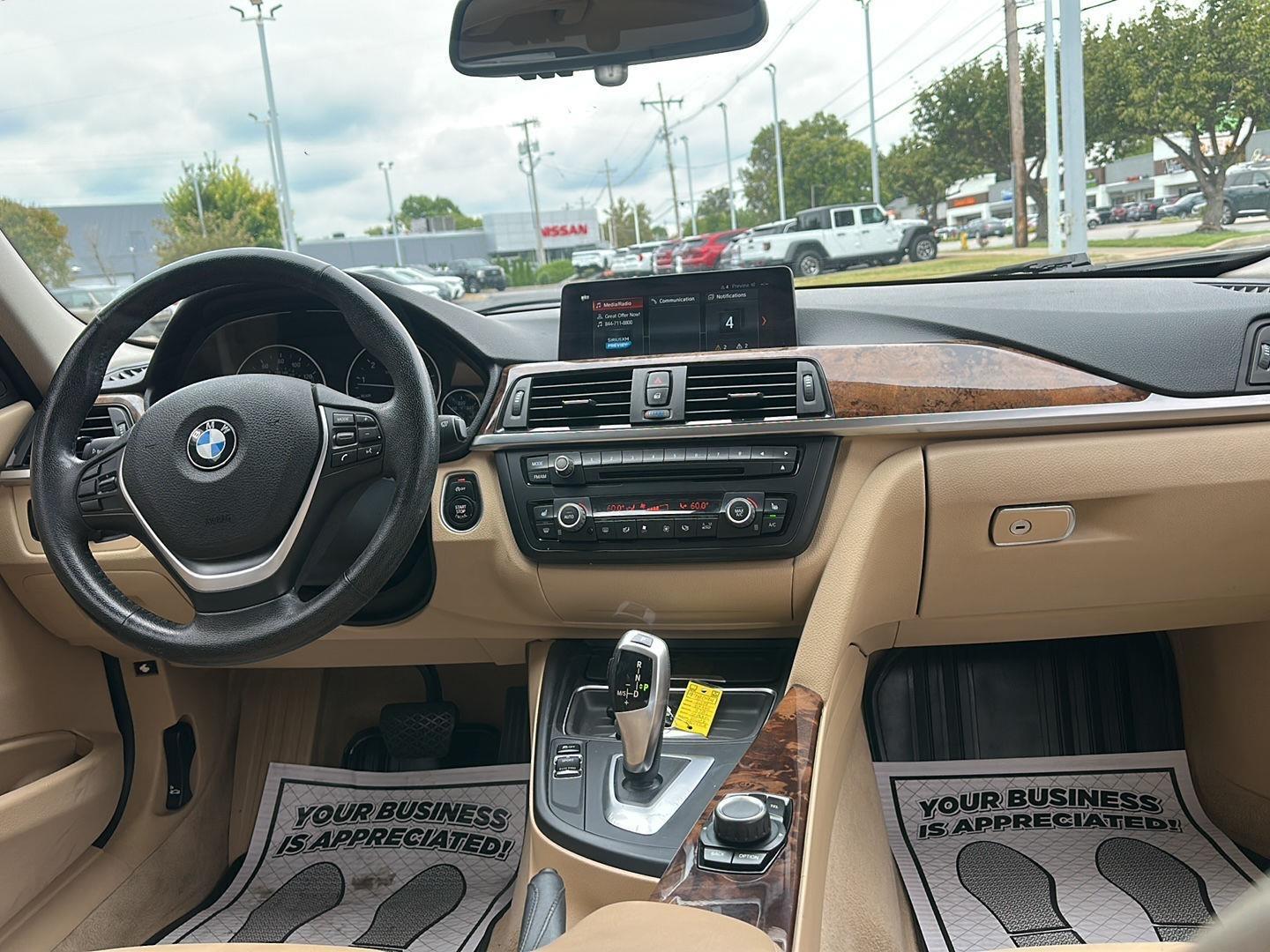 BMW 3-Series 328i xDrive Sedan 2014