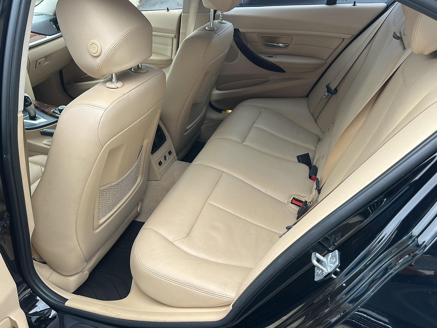 BMW 3-Series 328i xDrive Sedan 2014