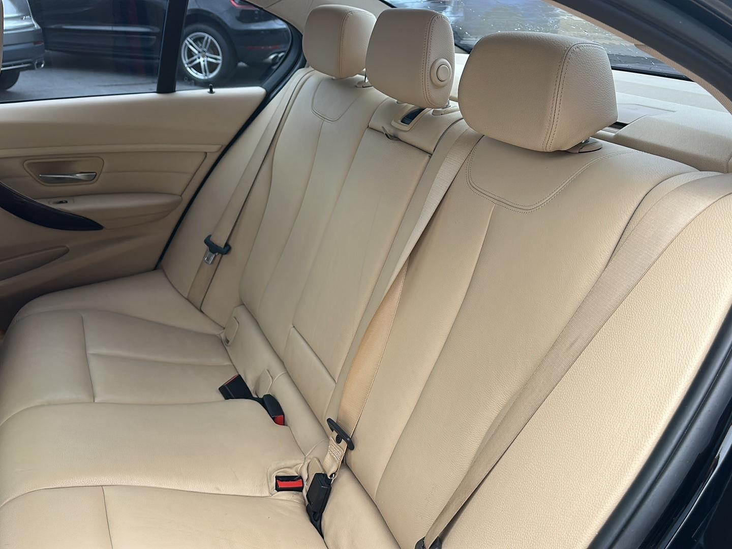 BMW 3-Series 328i xDrive Sedan 2014
