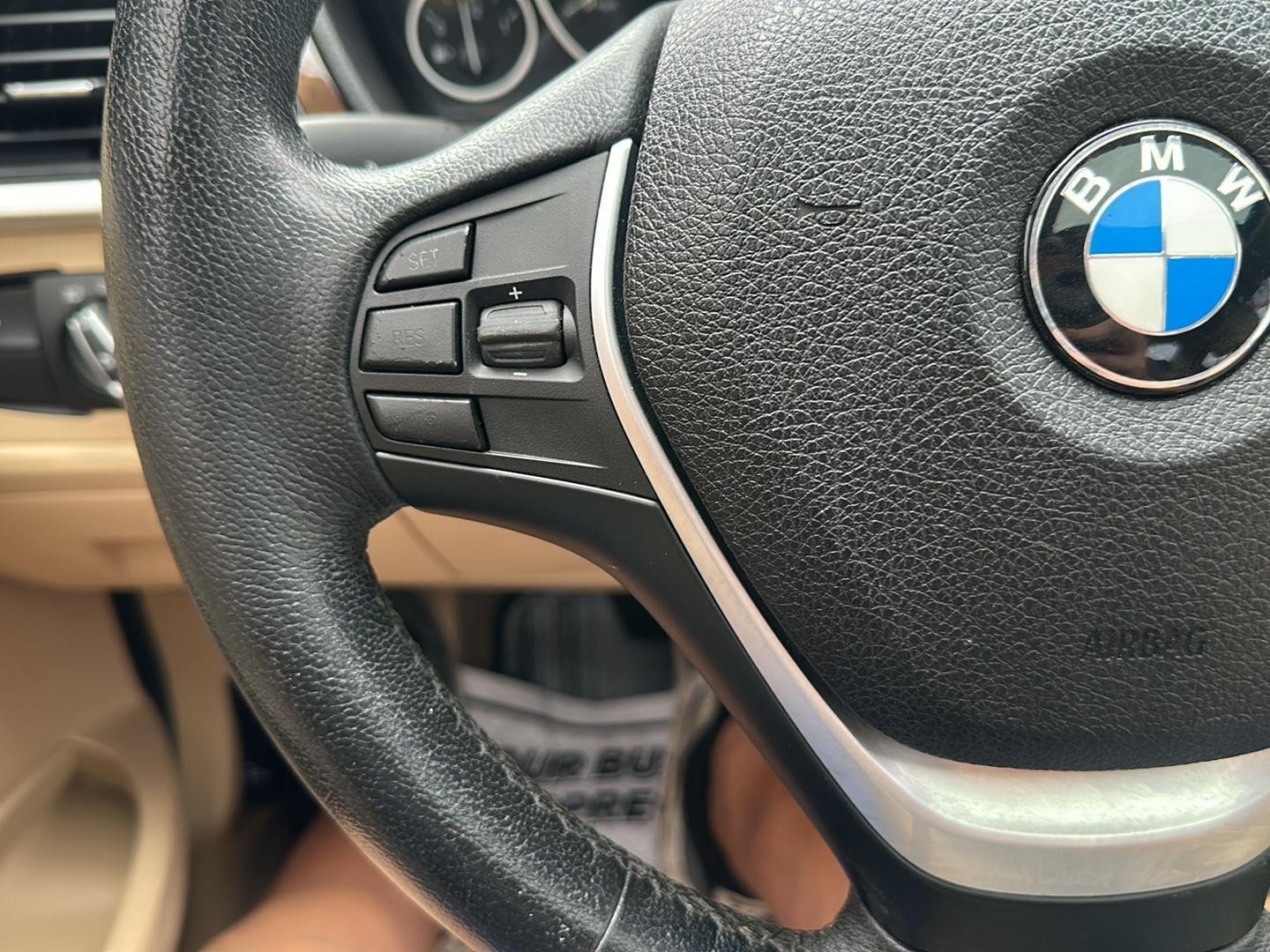 BMW 3-Series 328i xDrive Sedan 2014