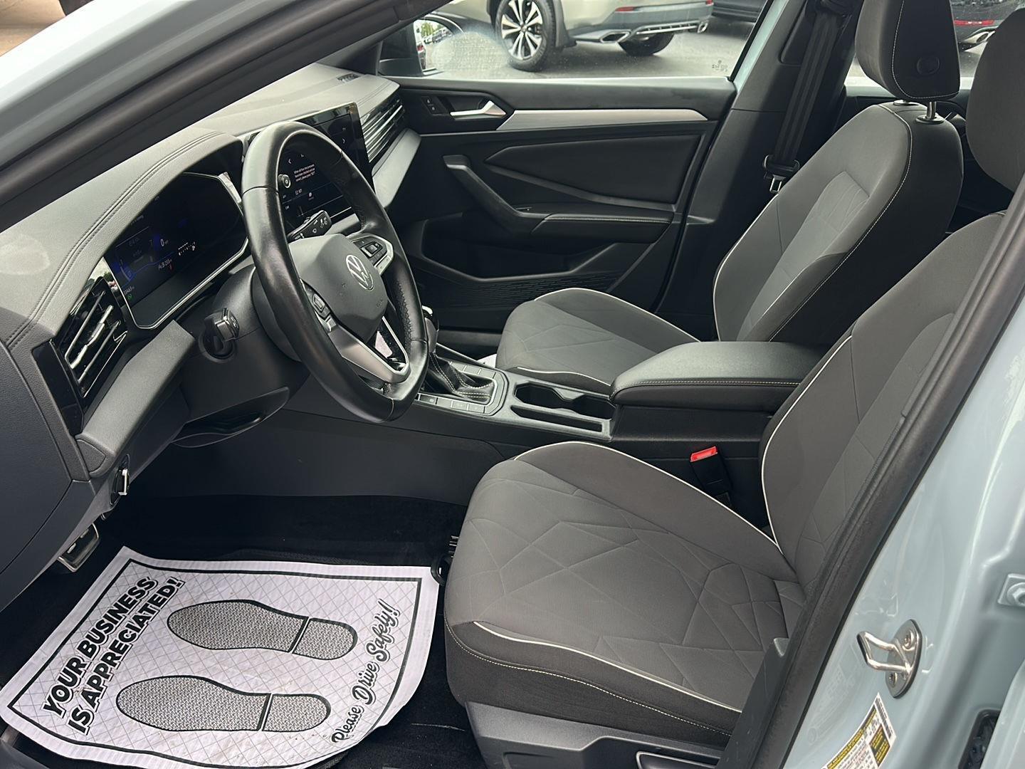 Volkswagen Jetta Sport 2025