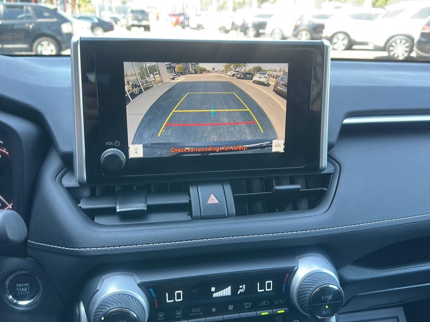 Toyota RAV4 XLE 2025