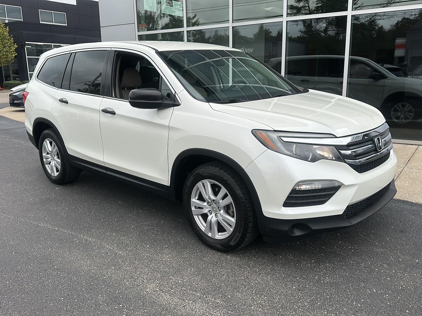 2016 Honda Pilot LX 2WD