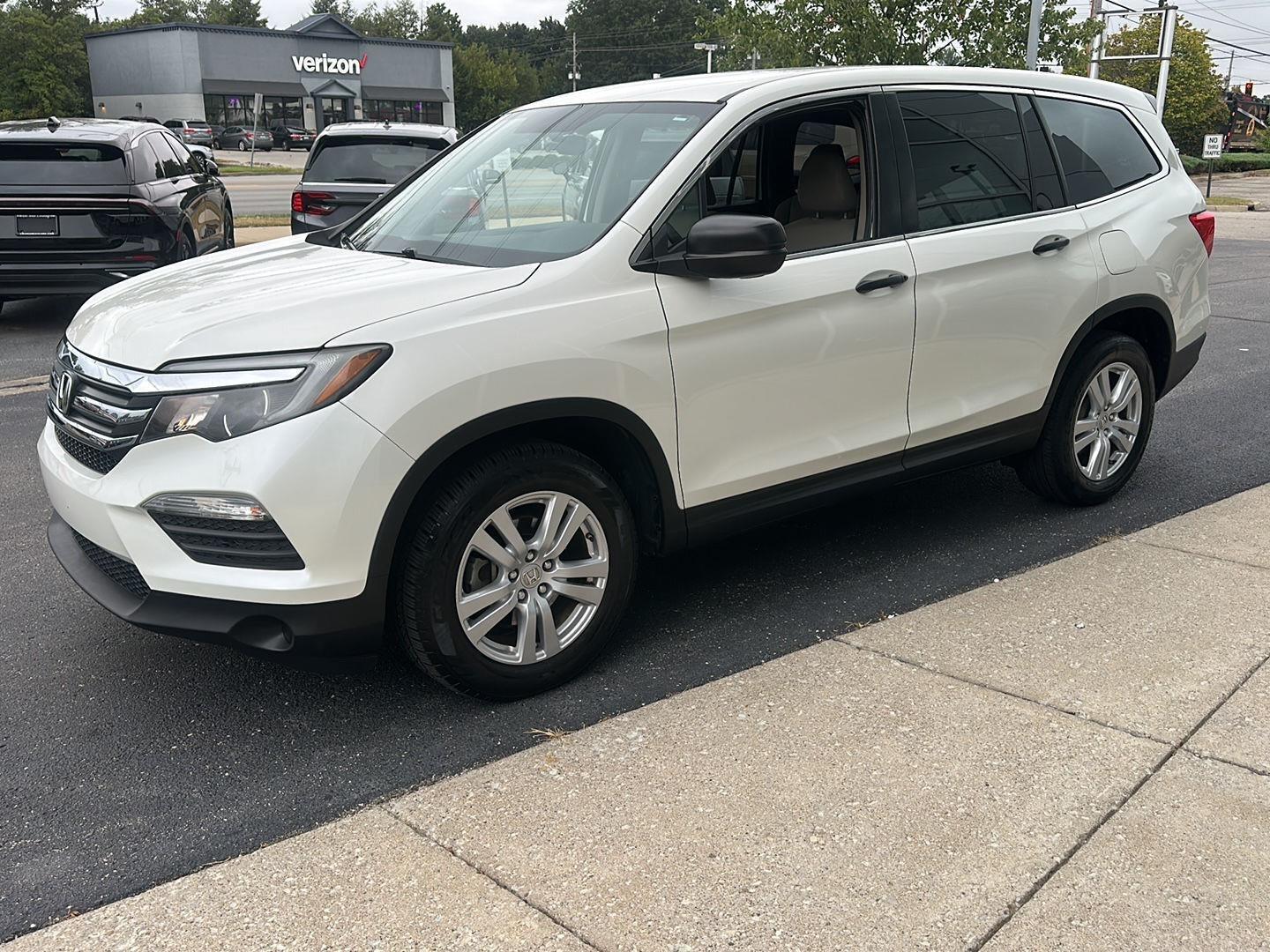 Honda Pilot LX 2WD 2016