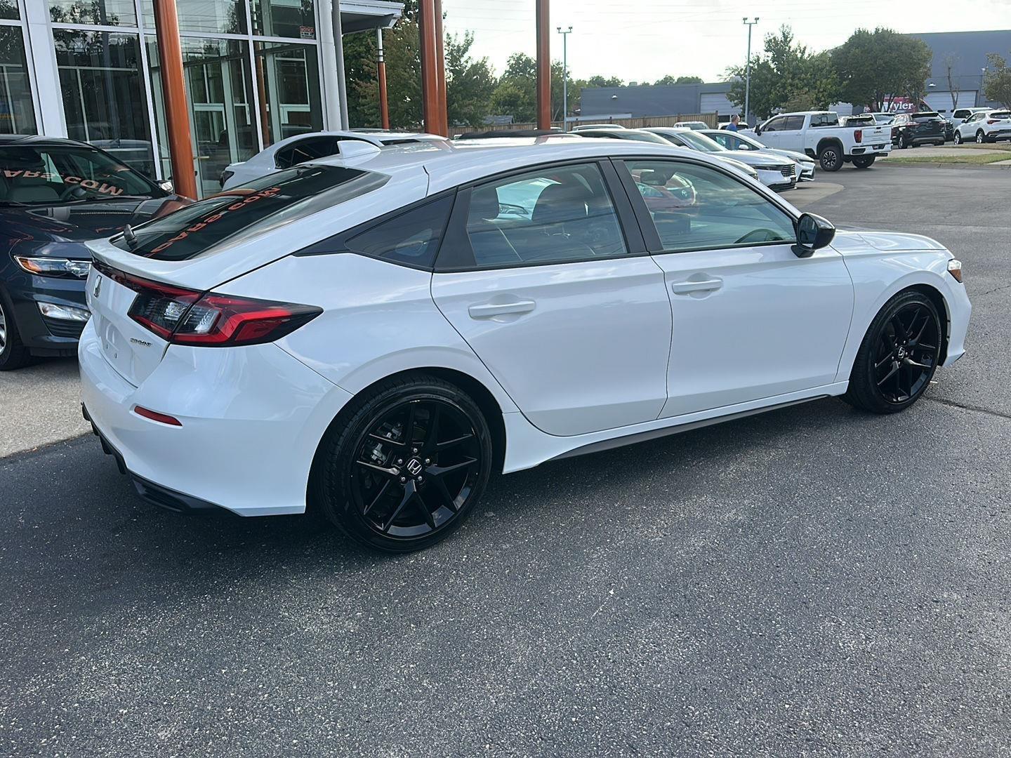 Honda Civic Sport Hatchback CVT 2025