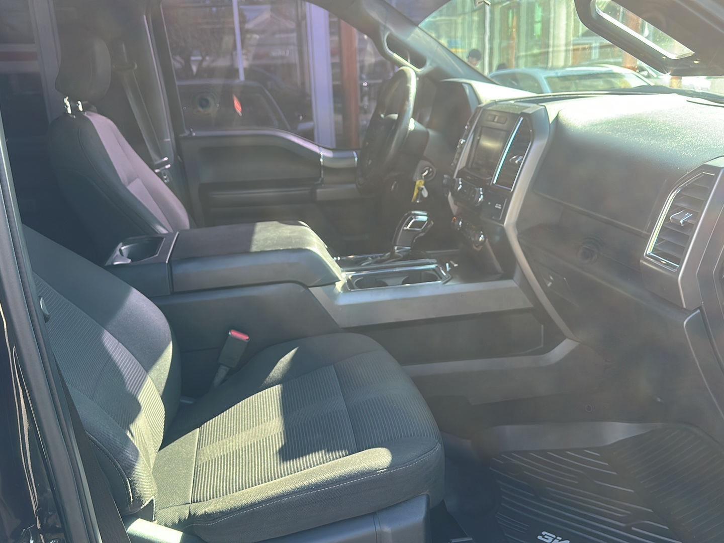 Ford F-150 XLT SuperCrew 6.5-ft. Bed 4WD 2015