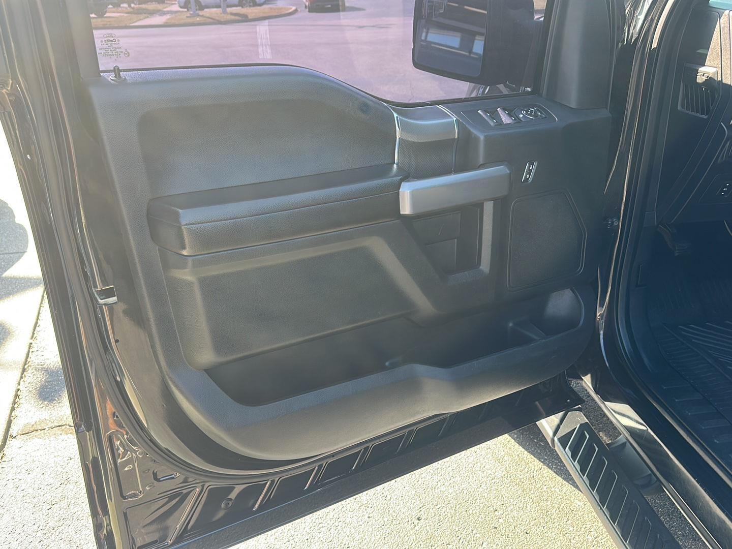 Ford F-150 XLT SuperCrew 6.5-ft. Bed 4WD 2015