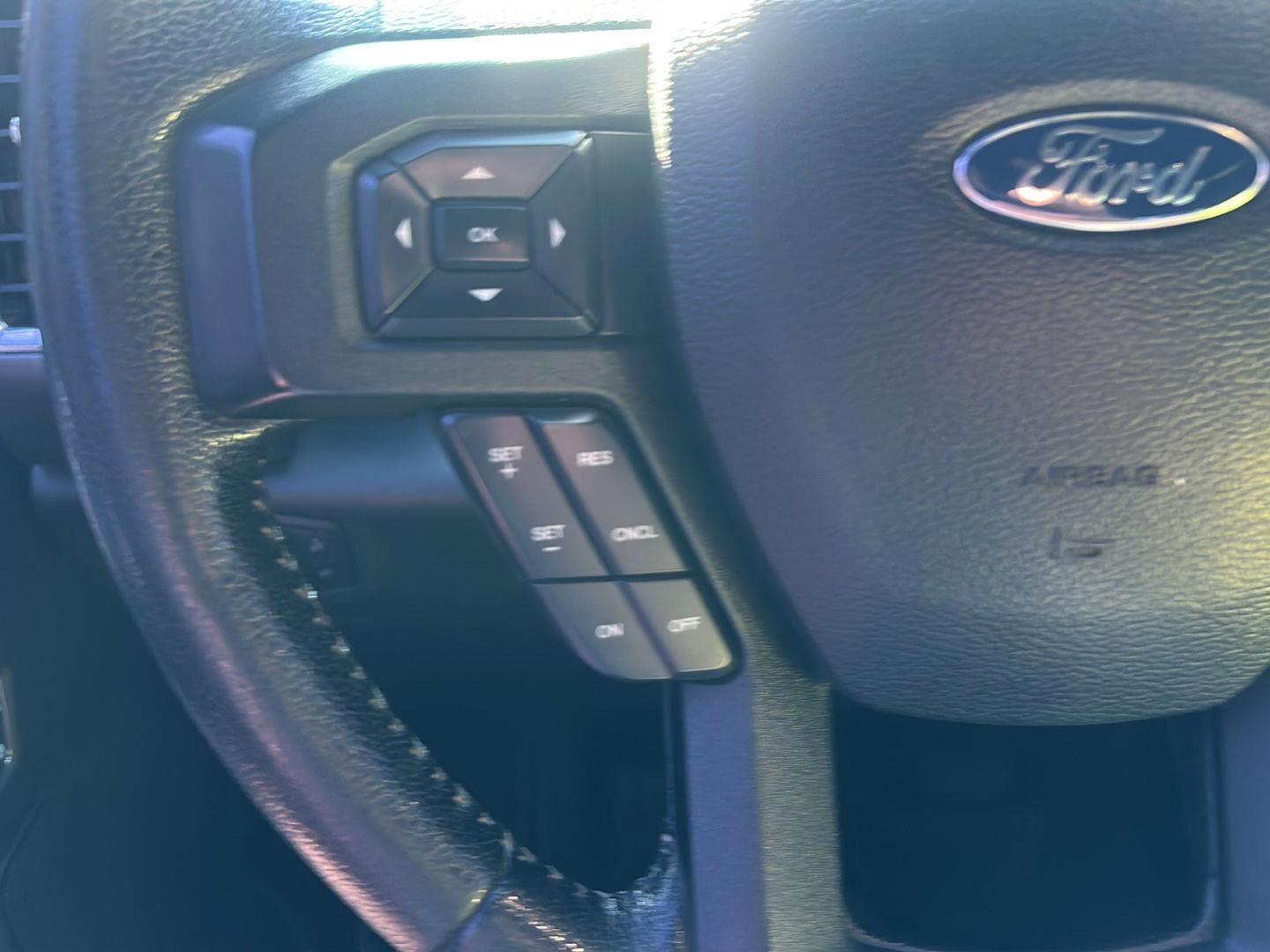 Ford F-150 XLT SuperCrew 6.5-ft. Bed 4WD 2015