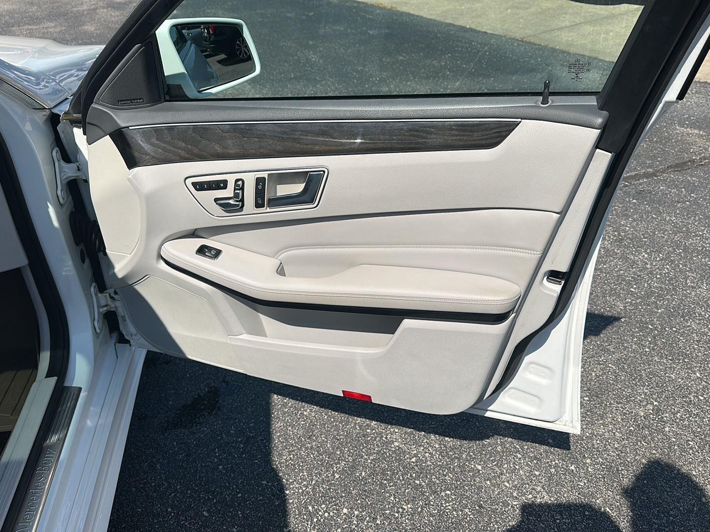 Mercedes-Benz E-Class E350 Luxury 4MATIC Sedan 2016