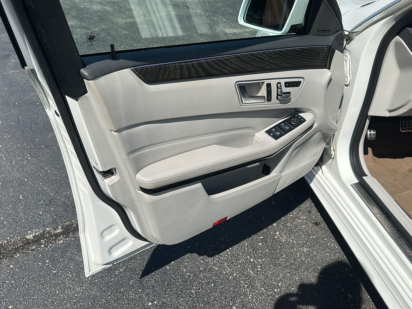 Mercedes-Benz E-Class E350 Luxury 4MATIC Sedan 2016
