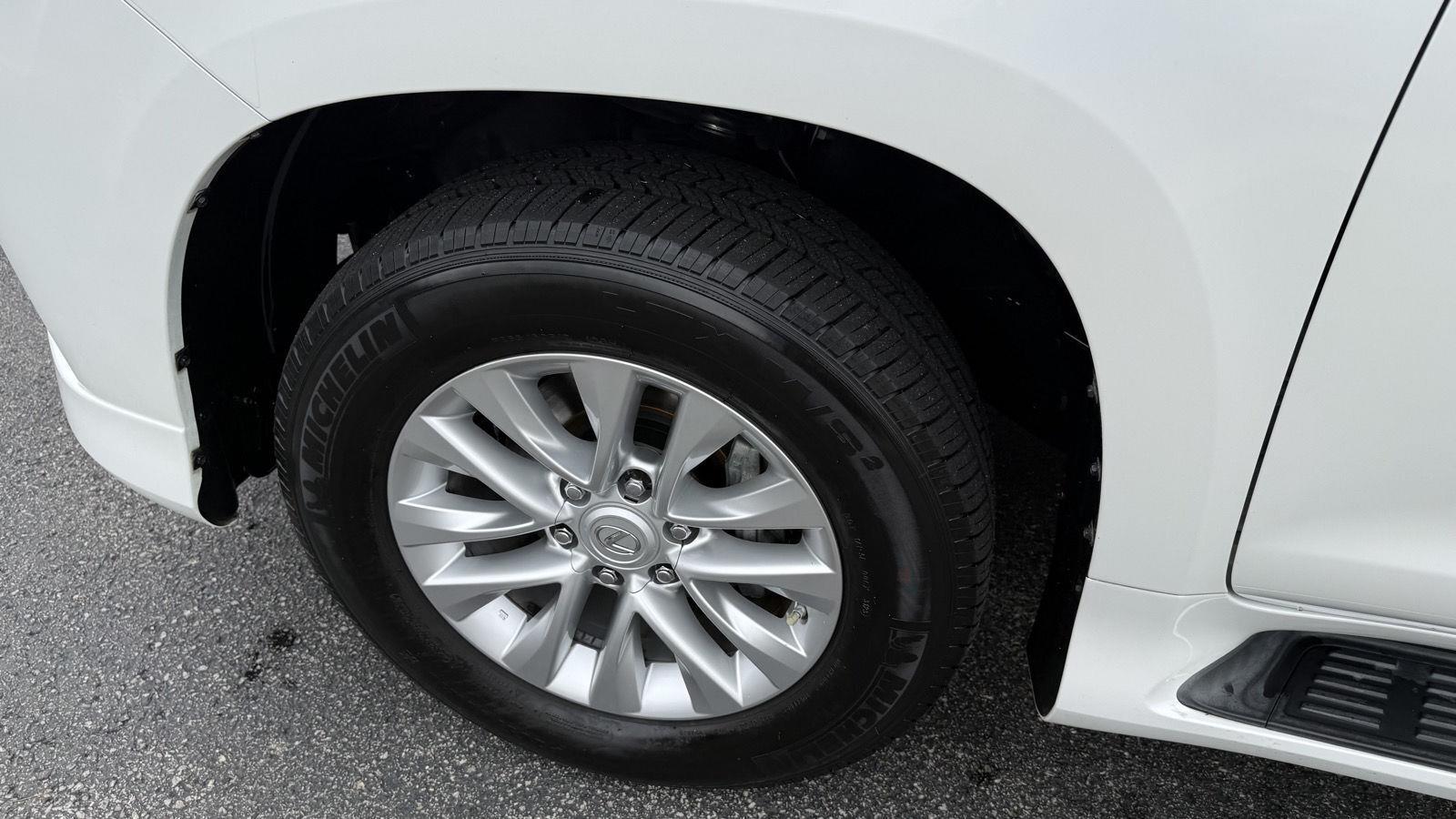 Lexus GX 460 Base 2022