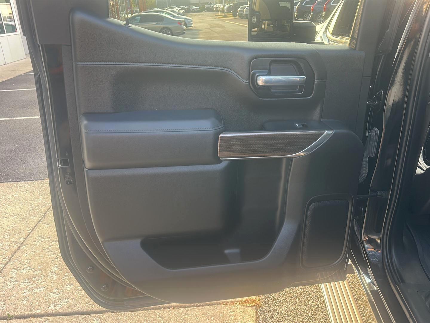Chevrolet Silverado 1500 RST Crew Cab 4WD 2021