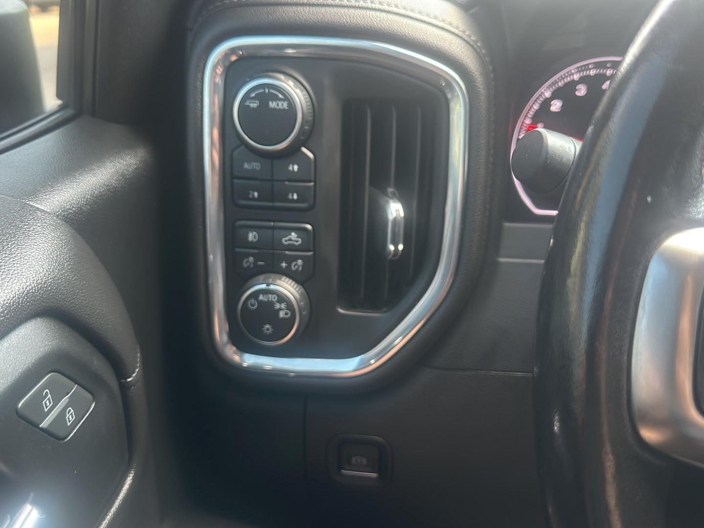 Chevrolet Silverado 1500 RST Crew Cab 4WD 2021