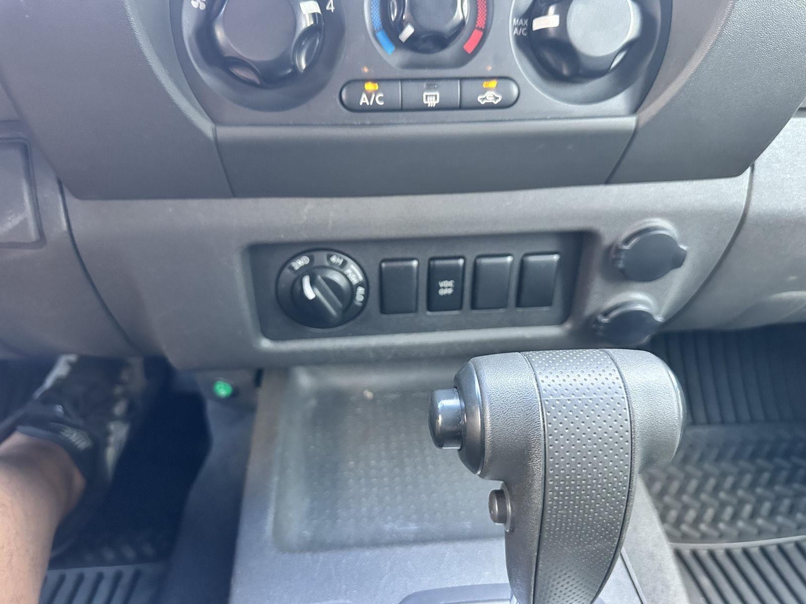 Nissan Xterra S 4WD 2007