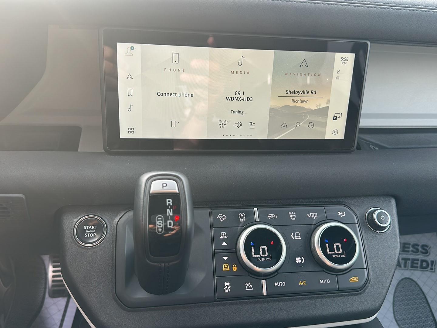 Land Rover Defender 110 X-Dynamic SE 2023