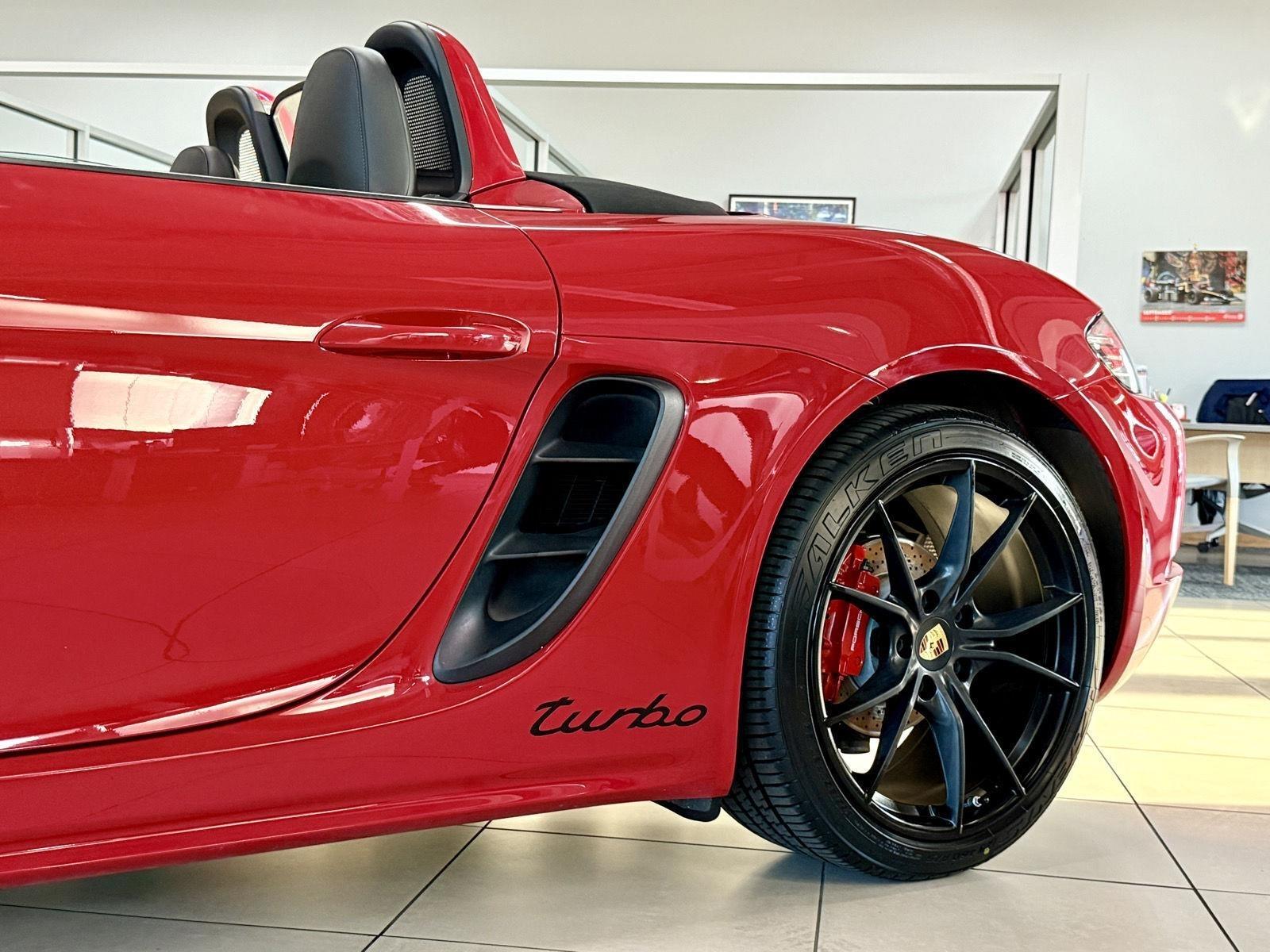 Porsche 718 Boxster photo 35