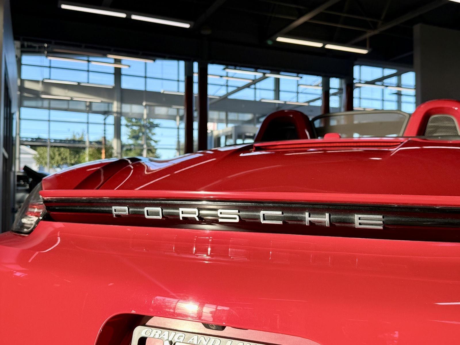 Porsche 718 Boxster photo 38
