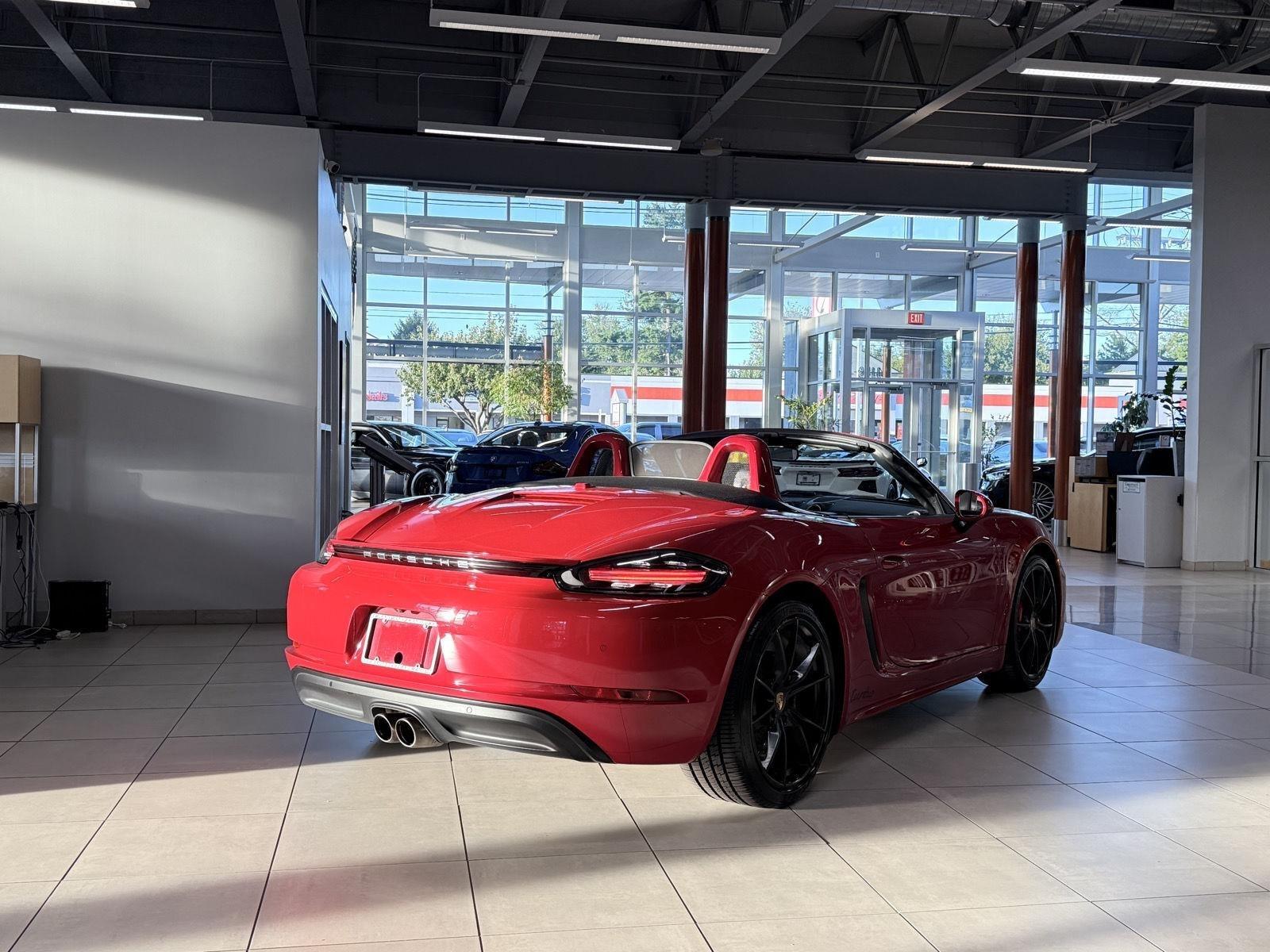 Porsche 718 Boxster photo 41
