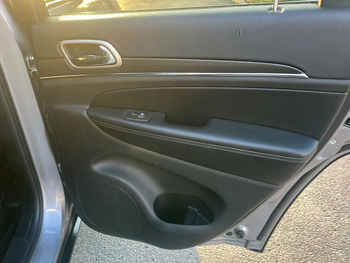 Jeep Grand Cherokee Limited 4WD 2016