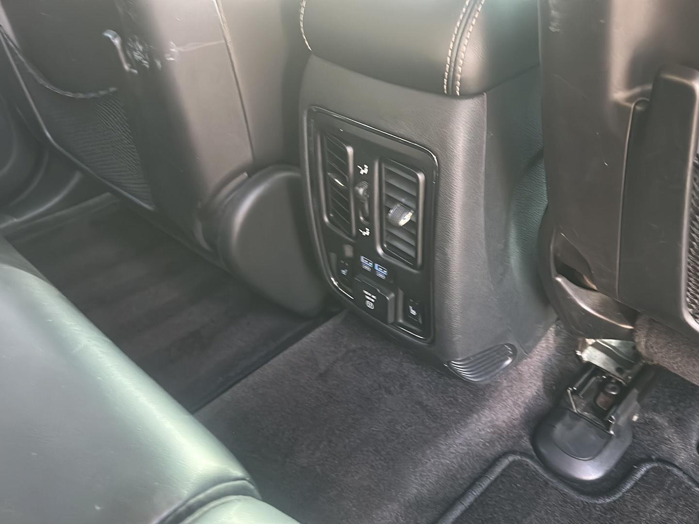 Jeep Grand Cherokee Limited 4WD 2016