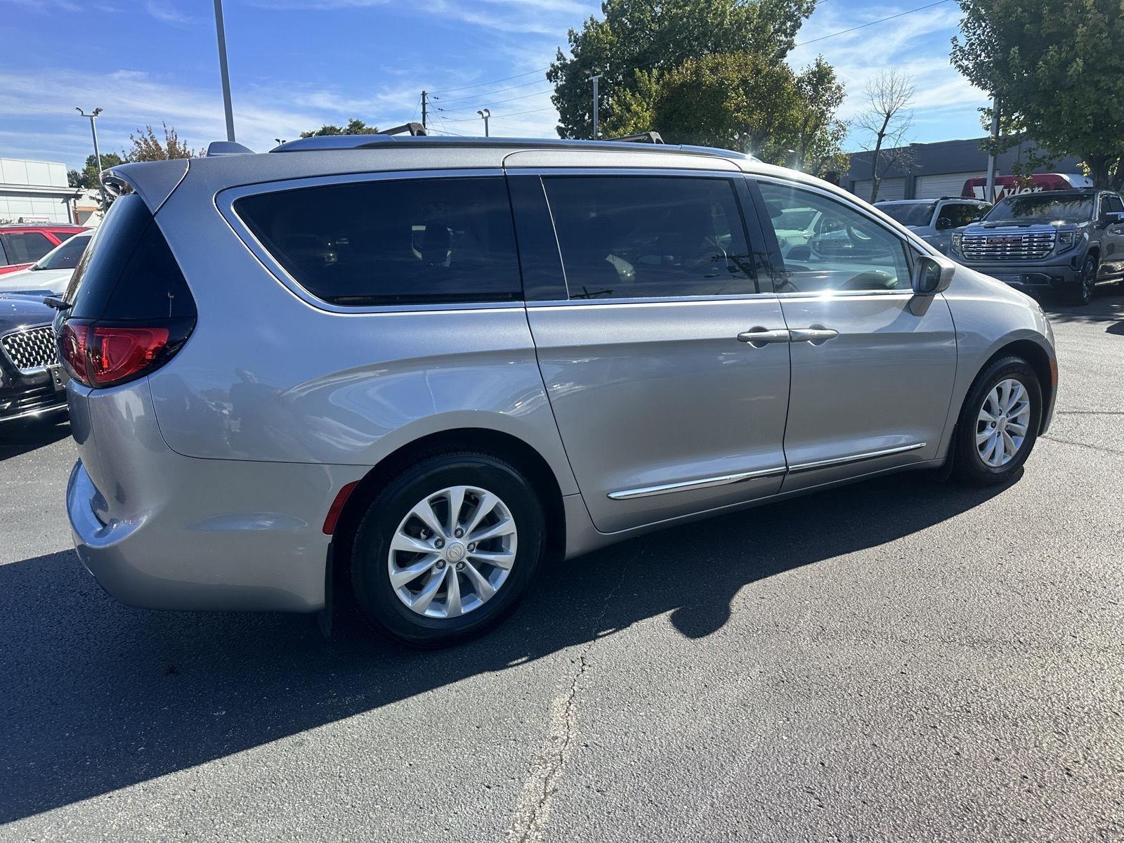 Chrysler Pacifica Touring-L 2018